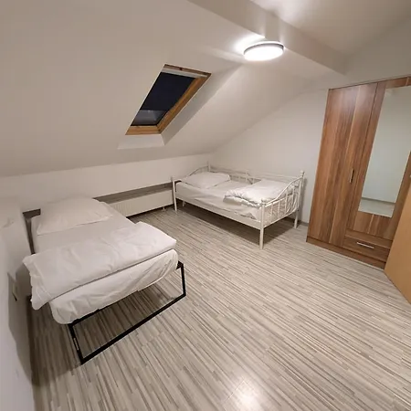 Mainrooms